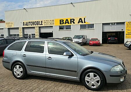 Skoda Octavia 2,0i TÜV 10.26 AUTOM NAVI XENON AHK KLIM