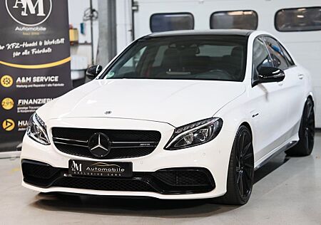 Mercedes-Benz C 63 AMG *PANO*HEAD UP*R KAM*BURMESTER*