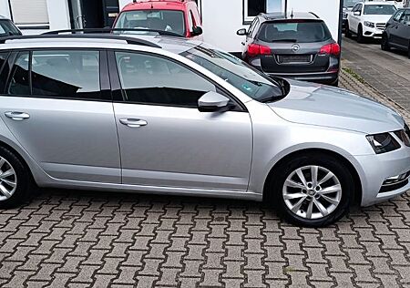 Skoda Octavia 1.6 TDI SCR DSG Style Combi Style