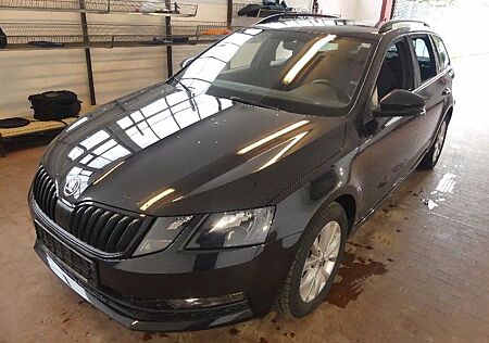 Skoda Octavia Combi Style 2.0 TDI DSG Sportpaket