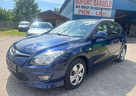 Hyundai i30 1.6 CRDi 66 kW Edition20