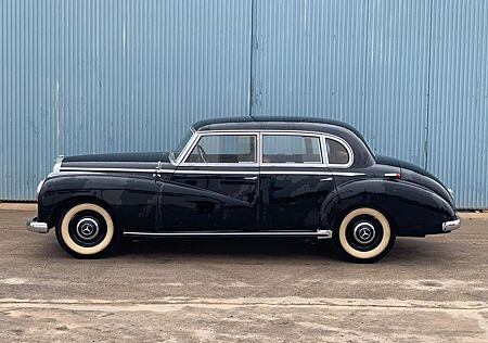 Mercedes-Benz 300 ADENAUER