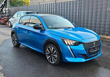 Peugeot 208 e- GT Pack Panoramad. LED 360°-Kamera