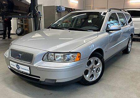 Volvo V70 Kombi 2.4 Kinetic Auto., HU Neu, Tempomat