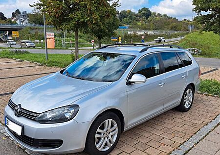 VW Golf Volkswagen 2.0 TDI Comfortline Variant TÜV 05/26