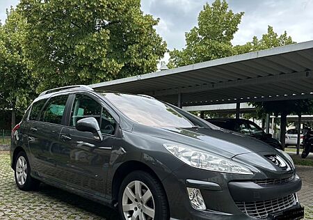 Peugeot 308 SW 1.6i 16V20 VTi Tempomat Panoramadach