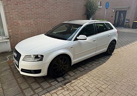Audi A3 2.0 TDI Sportback S line Sportpaket voll/voll