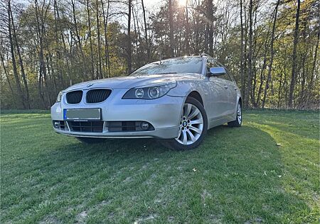 BMW 525i A Highline Exclusive touring Highline E...