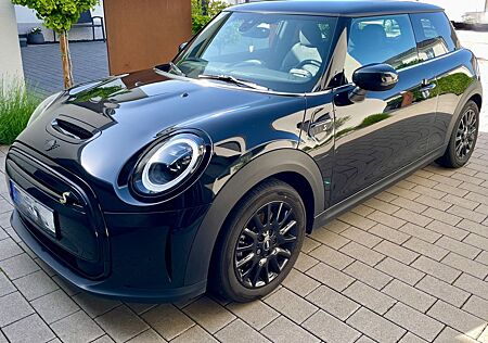 Mini Cooper SE Classic Trim