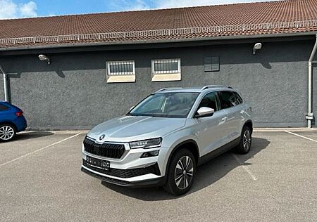 Skoda Karoq STYLE MATRIX+TEMPOMAT+NAVI ÜBER SmartLink+