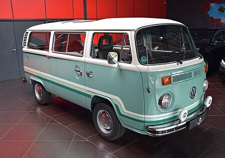 VW T2 Volkswagen Kalifornien|Großes Schiebedach|Restauriert