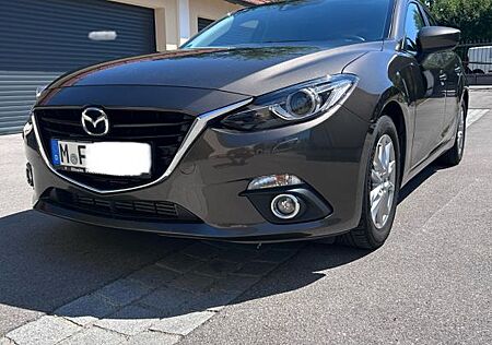 Mazda 3 2.2 SKYACTIV-D 150 Center-Line Center-Line