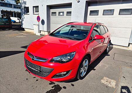 Opel Astra J Sports Tourer Active*8 X BEREIFT*KLIMA*