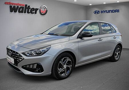 Hyundai i30 1.5l MHEV Rückfahrkamera/ Notbremsfunktion