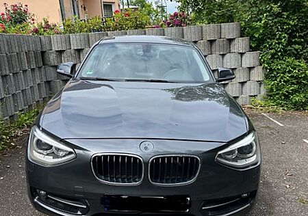BMW 120d Sport Line Sport Line