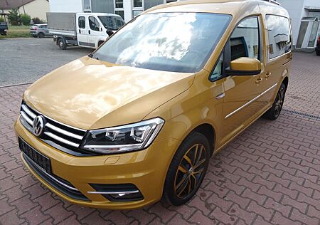 VW Caddy Volkswagen PKW 2.0 TDi Highline BMT *Bi-Xenon-AHK*