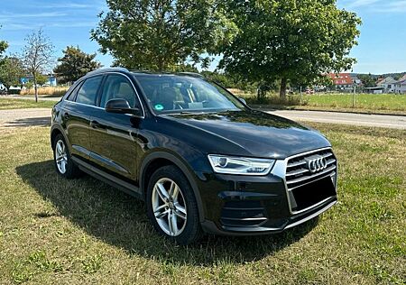 Audi Q3 2.0 TFSI 132kW quattro S tronic design design