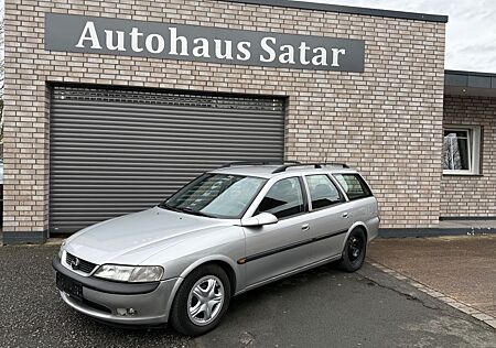 Opel Vectra 1.8 16V Sport