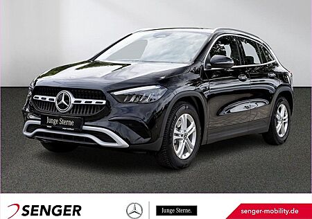 Mercedes-Benz GLA 200 Kamera Spiegel-Paket Sitzheizung LED