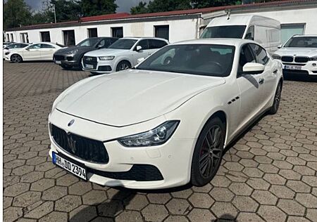 Maserati Ghibli -360°Kamera, Harman & Kardon, Sitzkühlung
