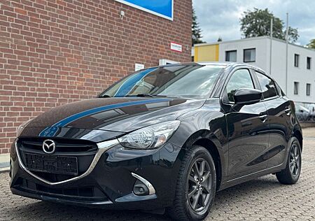 Mazda 2 KAMERA PDC NAVI 1HAND