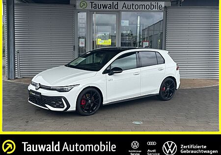 VW Golf Volkswagen VIII GTI DSG Black Style PANO/HUD/IQ/DCC