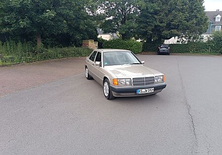 Mercedes-Benz 190 W201 190E 1.8 Klimaanlage