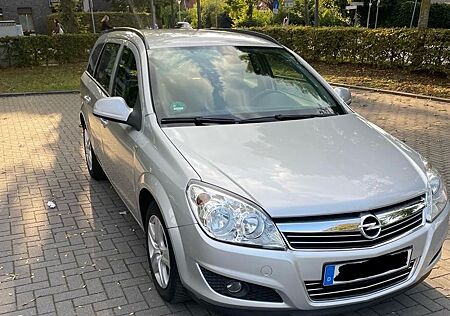Opel Astra Kombi 1.7 CDTI 92kW