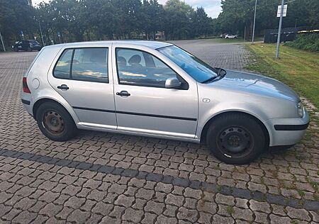 VW Golf Volkswagen 1.4