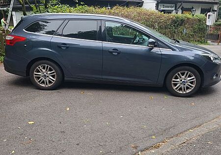 Ford Focus 1,0 EcoBoost 92kW Business Turnier Bus...