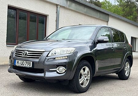 Toyota RAV 4 Executive *AUTOMATIK*
