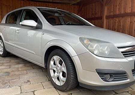 Opel Astra 1.6 Twinport 77kW -