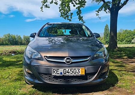 Opel Astra Sports T. 1.6 CDTI ec Edt. 81 S/S 97g ...