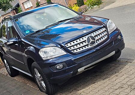 Mercedes-Benz ML 320 Mercedes 4MATIC
