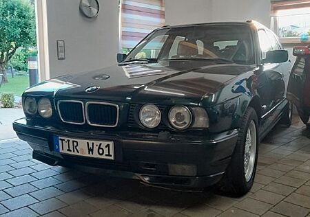 BMW 530i Touring
