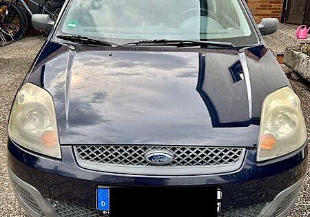 Ford Fiesta gebraucht kaufen Ford Fiesta 1.3 44 kW -