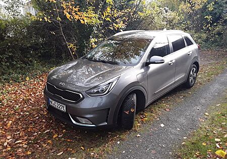 Kia Niro 1.6 GDI Plug-in Hybrid Vision Vision