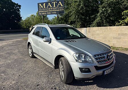 Mercedes-Benz ML 320 ML -Klasse CDI 4X4