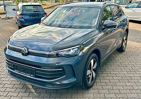 VW Tiguan Volkswagen 1.5 eTSI DSG *AHK / 5JGarantie uvm.
