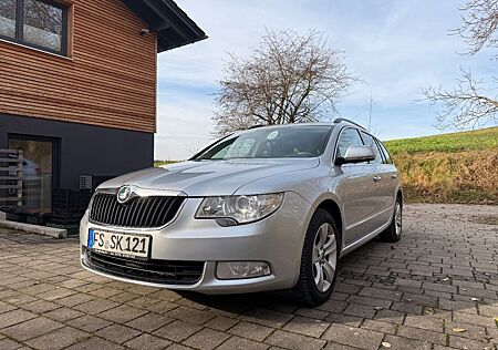 Skoda Superb 2.0 TDI DSG Ambition Combi Ambition