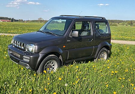Suzuki Jimny 8-Fach Top Zustand!