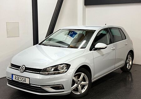 VW Golf Volkswagen VII Lim. Comfortline*NAVI*DSG*ALCANTARA*