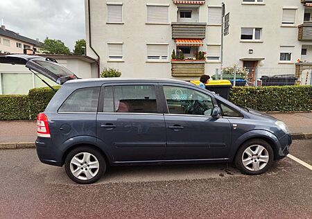 Opel Zafira gebraucht kaufen Opel Zafira 1.8 Family Family