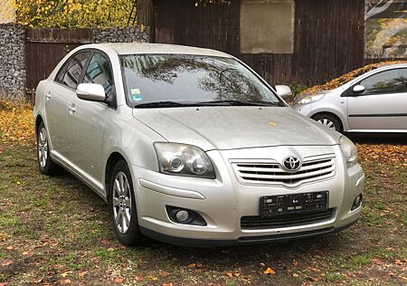 Toyota Avensis 1.8 VVT-i Liftback / Team *Klima *SZH