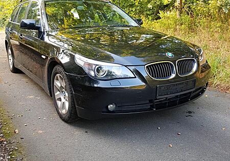 BMW 523i A touring sehr gepflegt