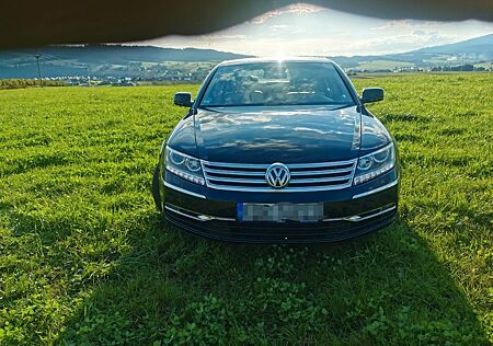 VW Phaeton Volkswagen 3.0 V6 TDI lang 4MOT. Tiptronic 5-Si...