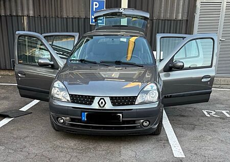 Renault Clio Dynamique 1.6 16V Dynamique