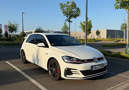 VW Golf Volkswagen 2.0 GTI ACC/Virtual/Carplay