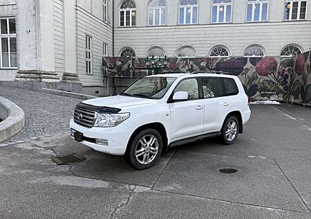 Toyota Land Cruiser gebraucht kaufen Toyota Land Cruiser 4,5-l-V8-D-4D Executive Automat...