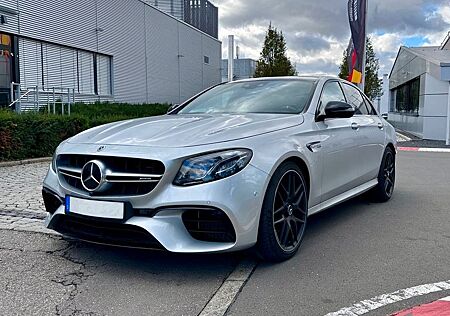 Mercedes-Benz E 63 AMG E 63 S AMG 4M+ - TOP-Zustand, viele Extras